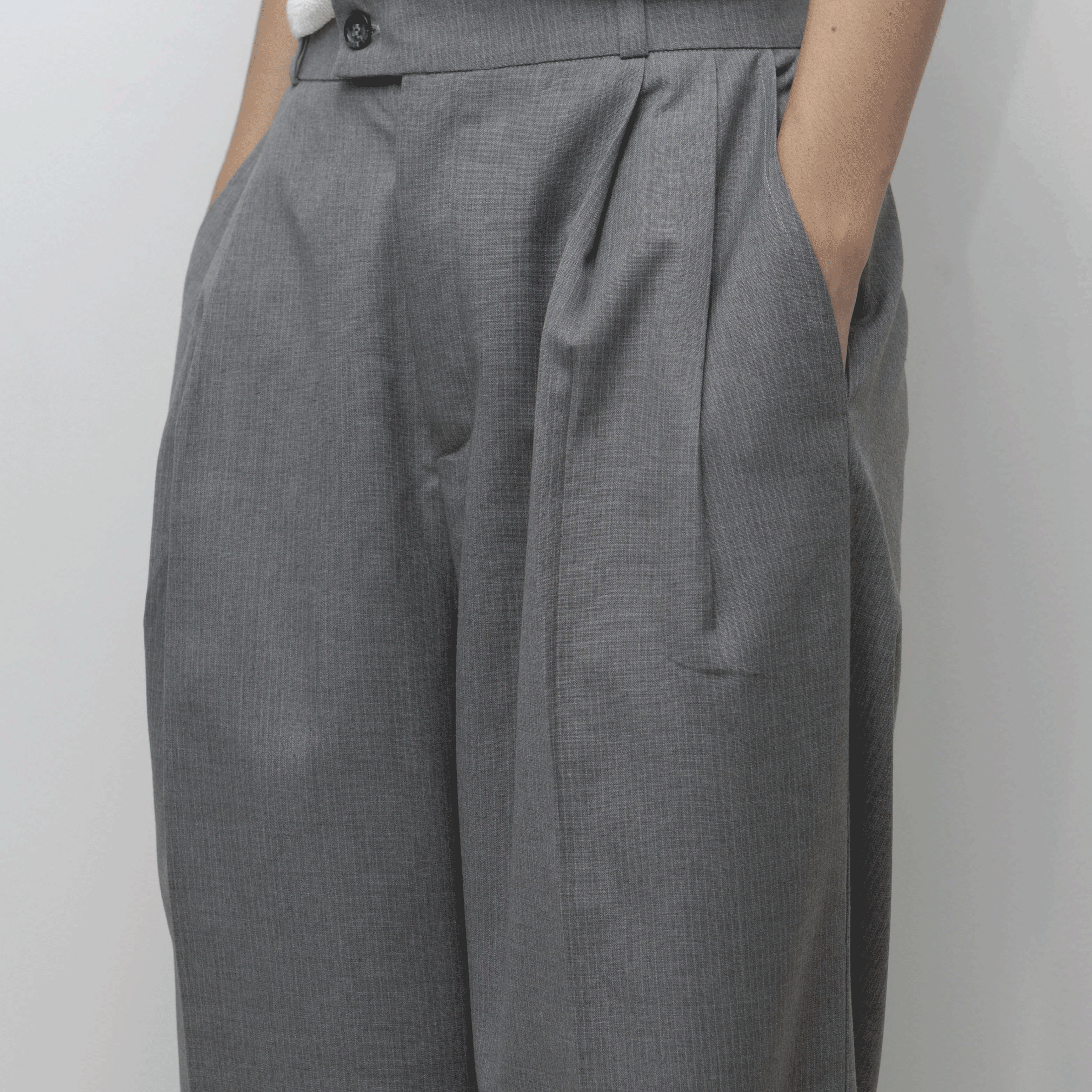 Basic Double Pleated Pants