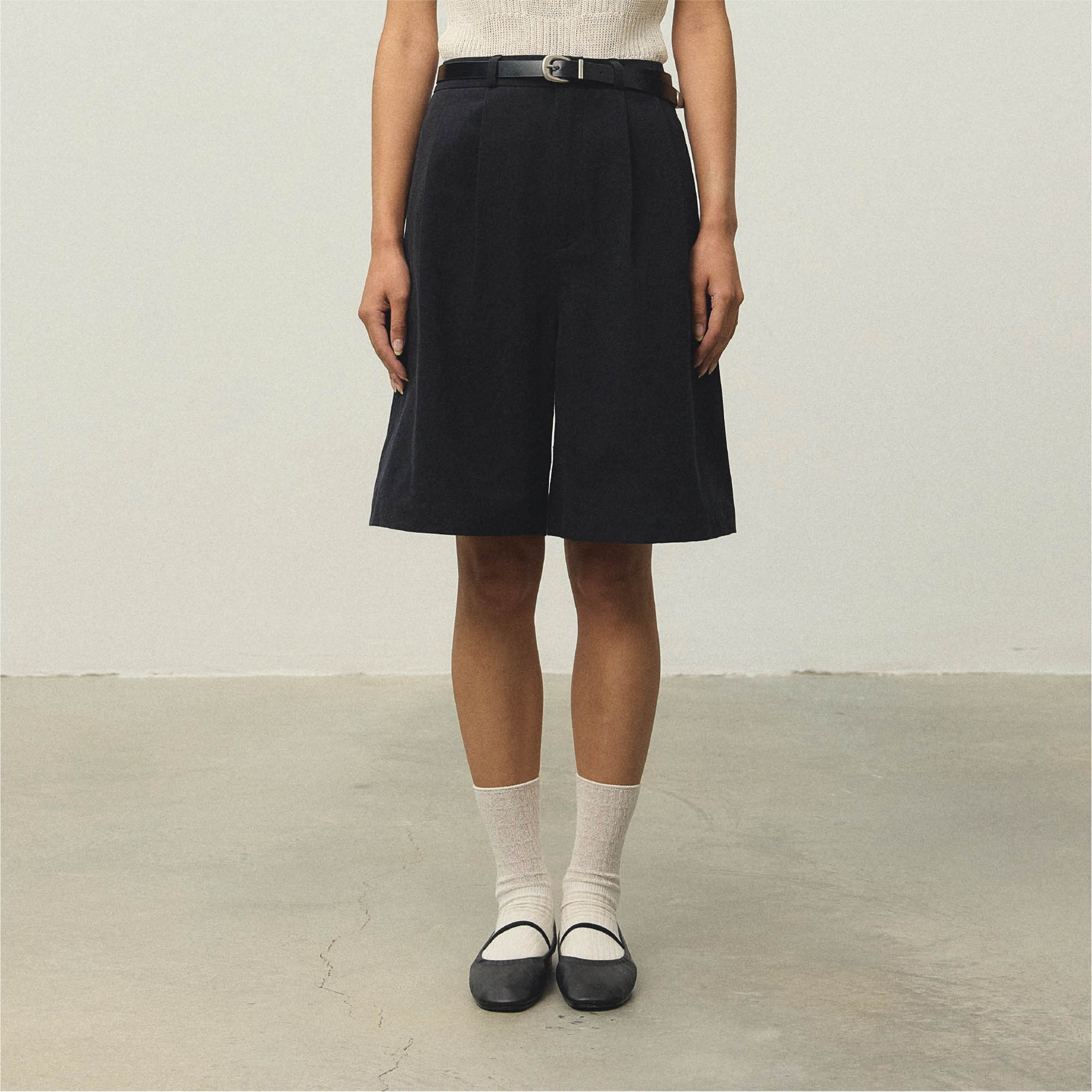Essential MJ Flats