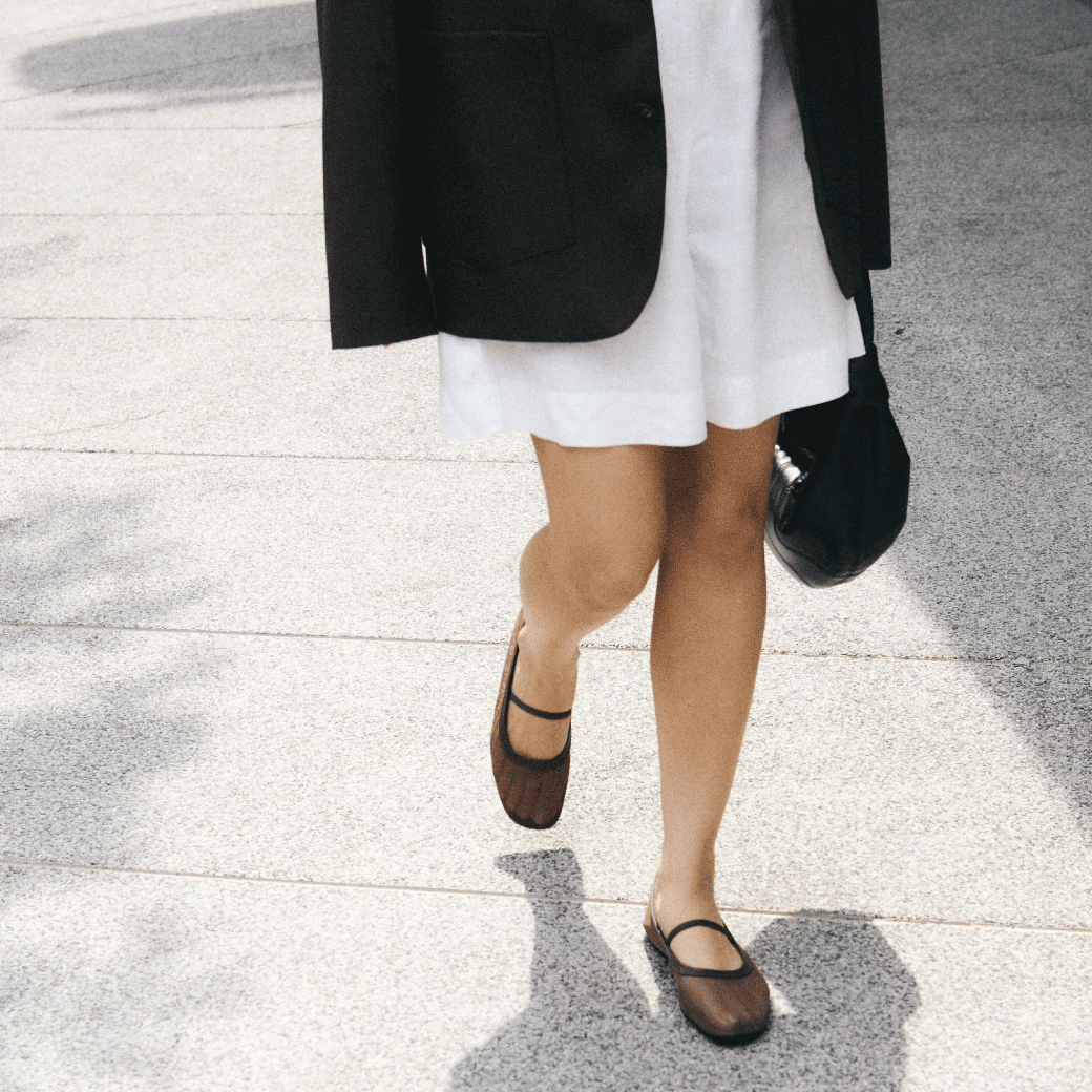 Essential MJ Flats Petite Mesh