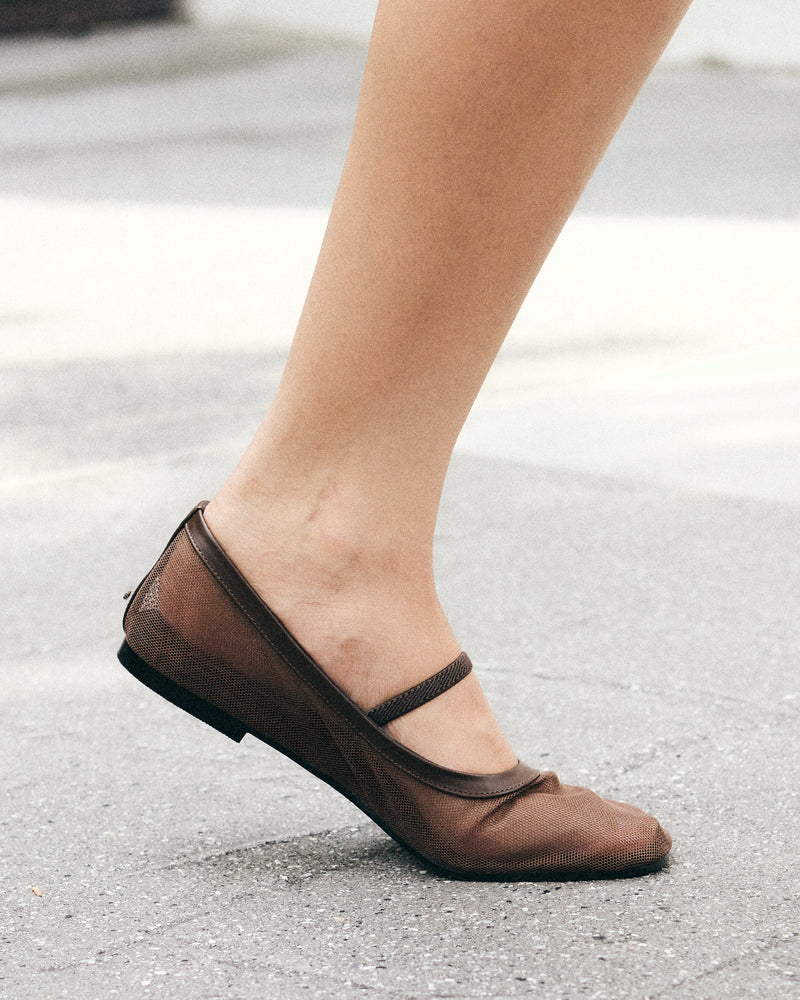 ESSENTIAL MJ FLATS