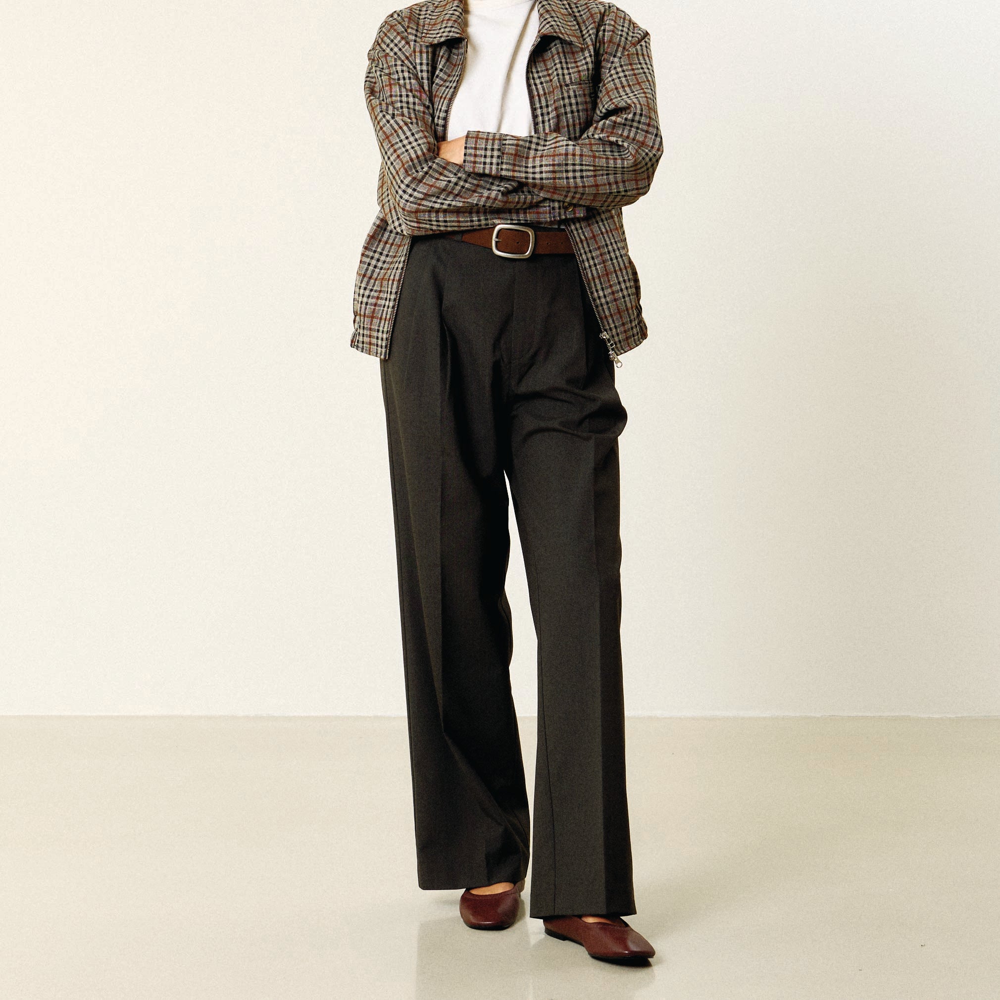 Essential MJ Flats