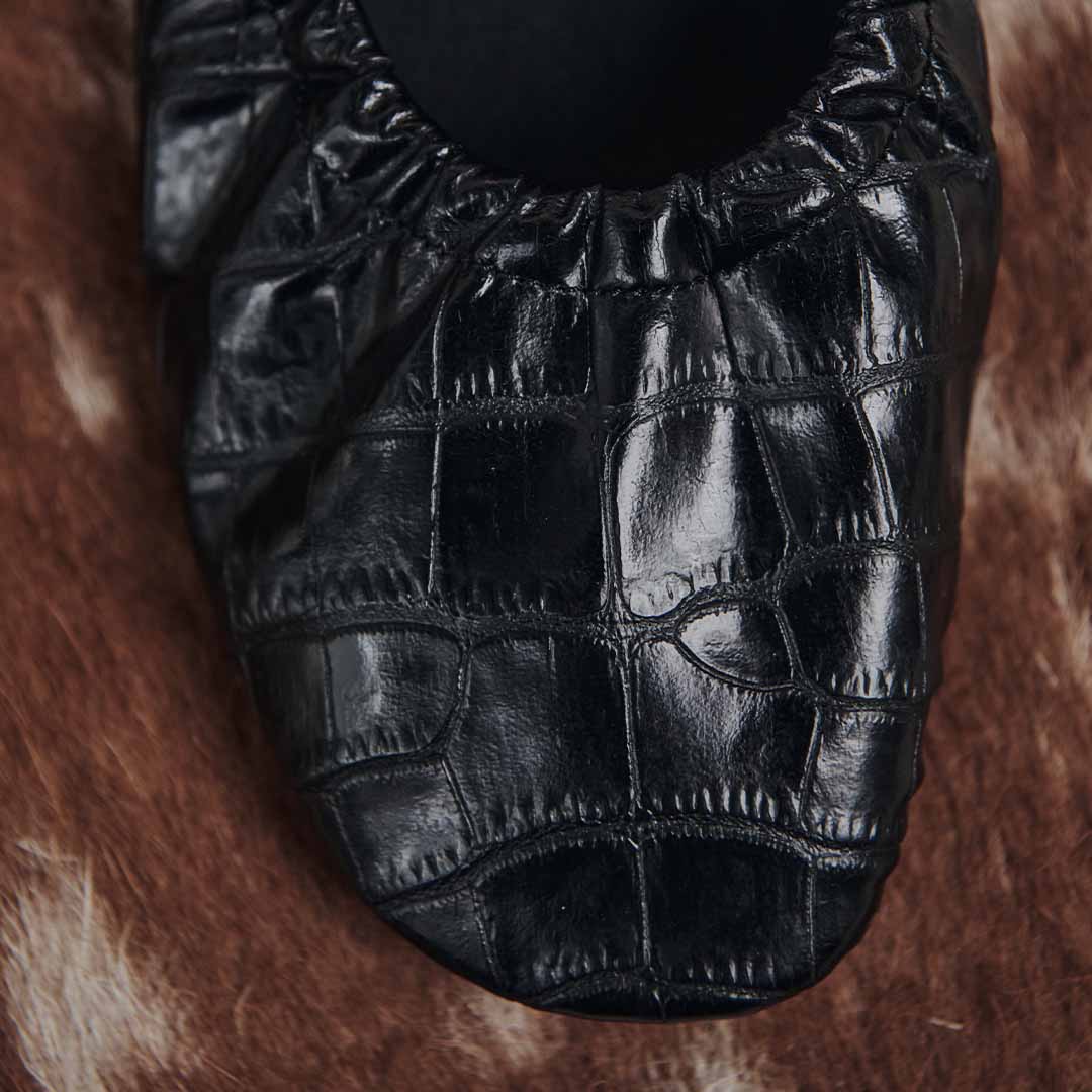 Essential MJ Flats Black Croco Embossed