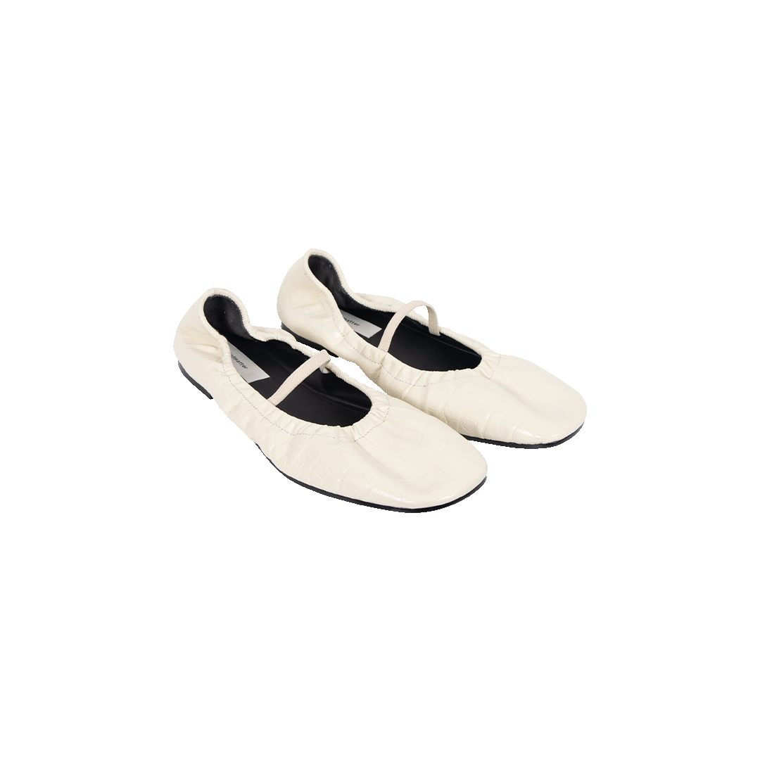 Essential MJ Flats Croco Embossed