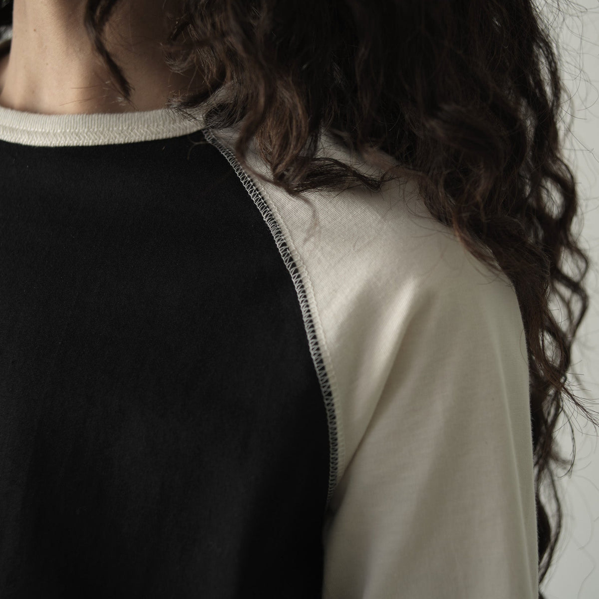 Boxy L/S Raglan Tee