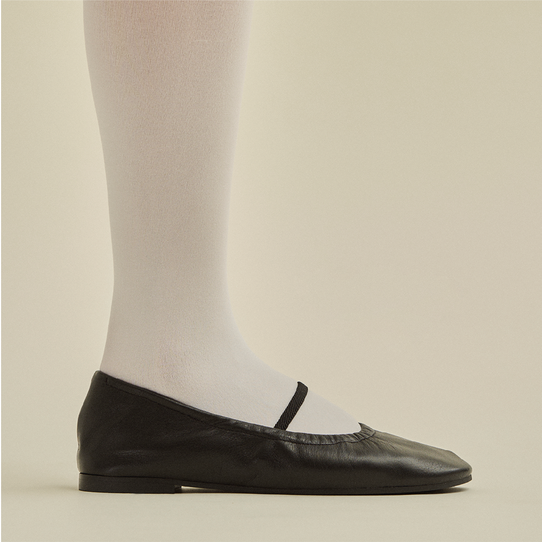 Essential MJ Flats