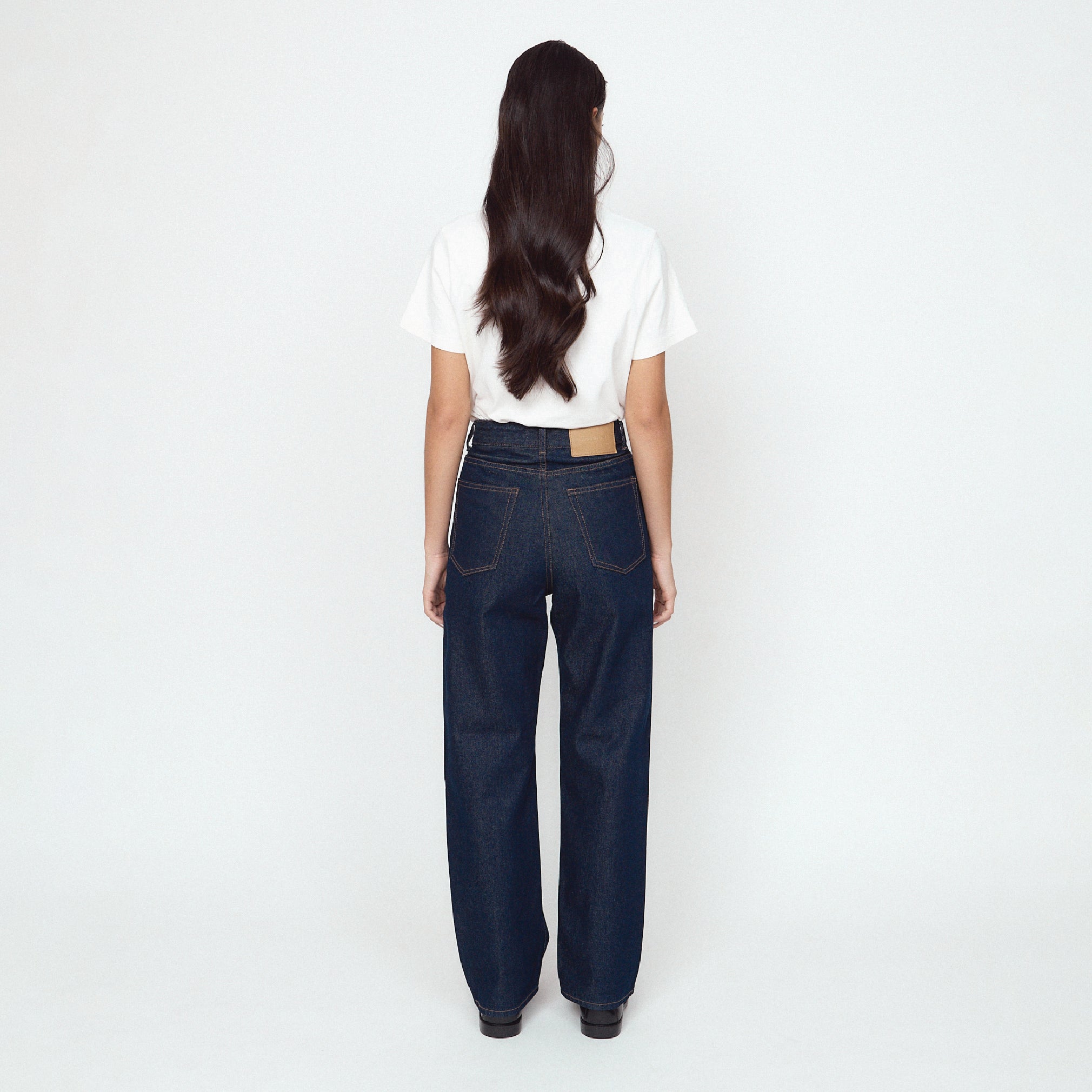 Standard Jeans
